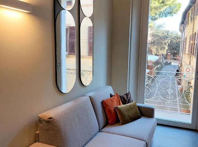 The 6 * רימיני