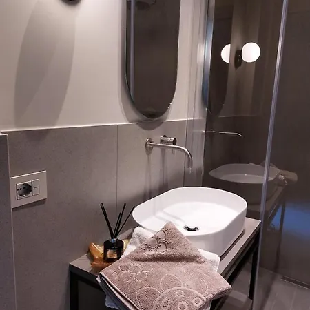 Apartament The 6