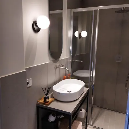 The 6 Apartament